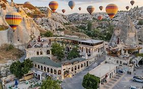 Kayatas Cave Suites